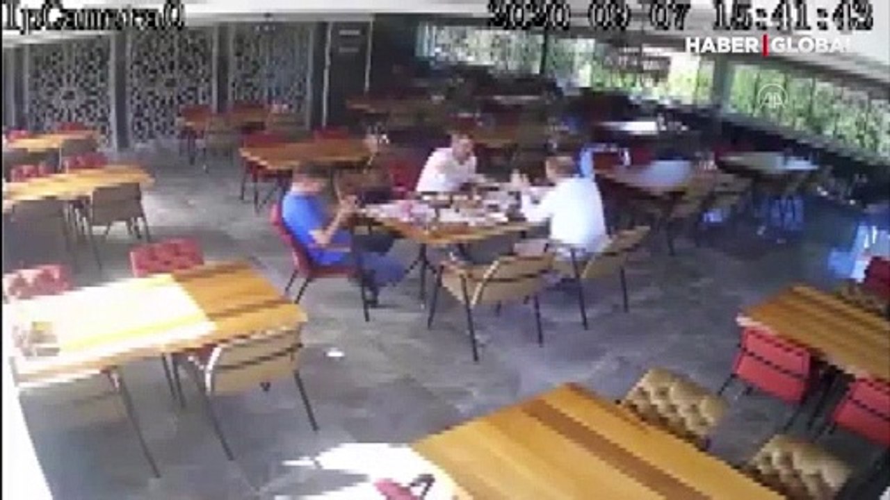 Bursa'da şantajla para alan yerel gazete sahibi tutuklandı