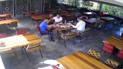 Bursa'da iş adamlarından şantajla para aldığı öne sürülen gazeteci tutuklandı