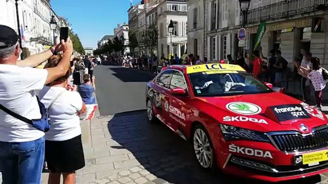Tour de France en Charente-Maritime - passage du peloton à Rochefort