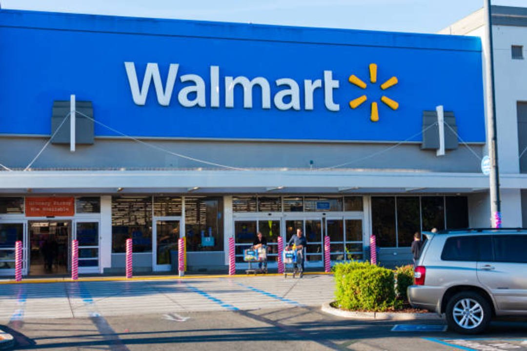 What You Need to Know About Walmart+ and How It's Different Than Amazon Prime