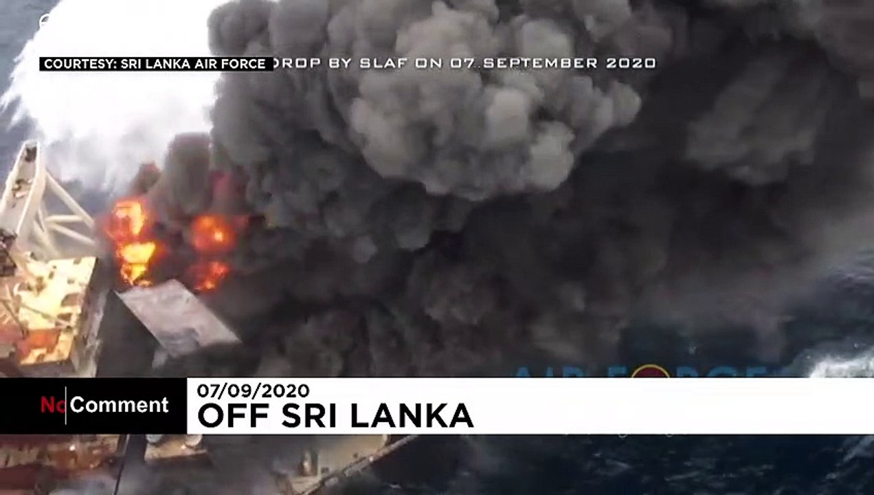 Sri lanka: löscharbeiten auf Öltanker