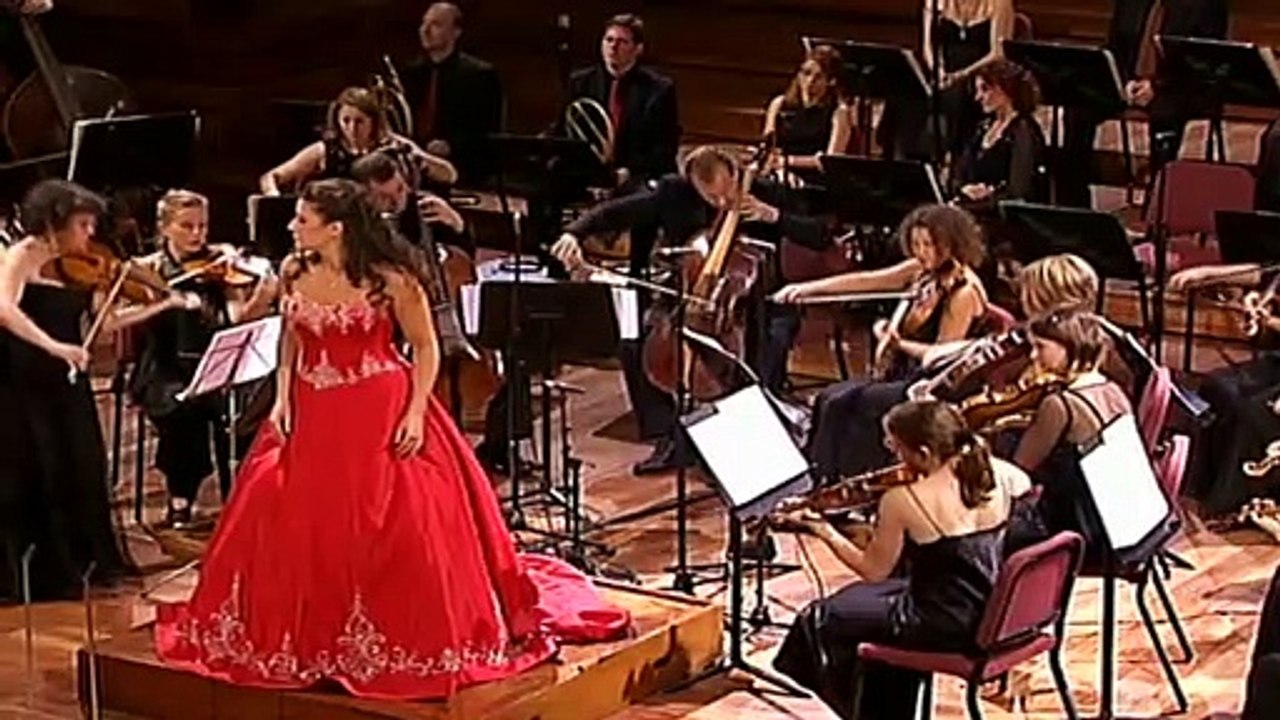 GIUSEPPE PERSIANI: "Cari giorni" Introduction & romanza of Ines from "Ines de Castro" (Libretto: Salvatore Cammarano) (Texte : Pietro Metastasio) — Cecilia Bartoli, mezzo-soprano | From Maria: Cecilia Bartoli - The Barcelona Concert / Malibran Rediscovere