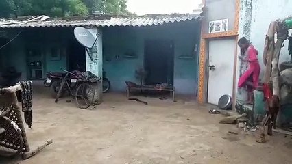 युवक की गर्दन पर फरसा मारकर जान लेने का किया प्रयास