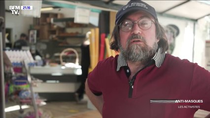 Opposé au port du masque, Alain a dû changer ses habitudes