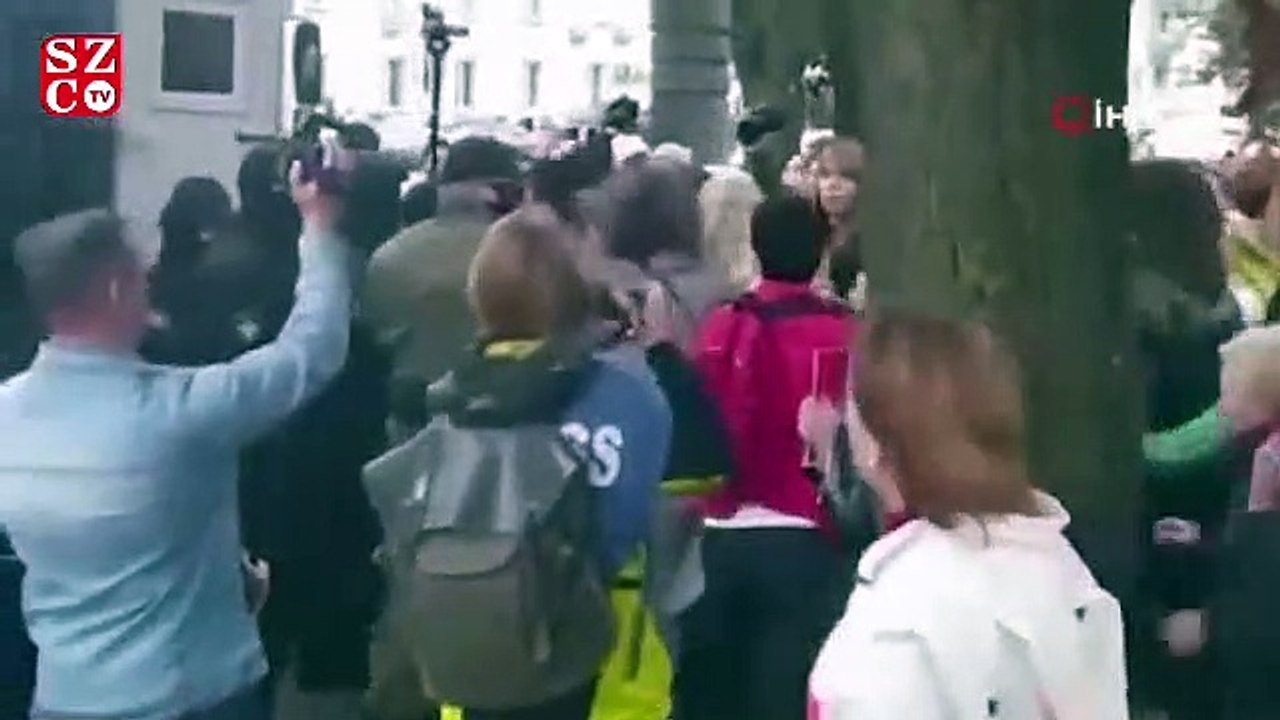Belarus'ta muhalif isme destek yürüyüşüne polis müdahalesi