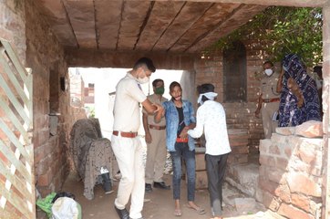 रुपए लौटाने आया, परिवार को बेहोश कर आभूषण व 25हजार रुपए लूटे