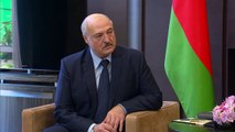 Lukashenko se reúne com Putin na Rússia
