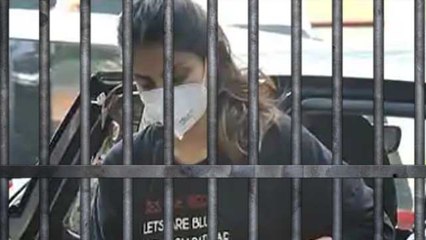 Rhea Chakraborty की Sushant case में जेल में कैसी गुजरी पहली रात, जानिए | FilmiBeat