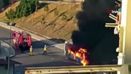 İstanbul'da özel halk otobüsü alev topuna döndü