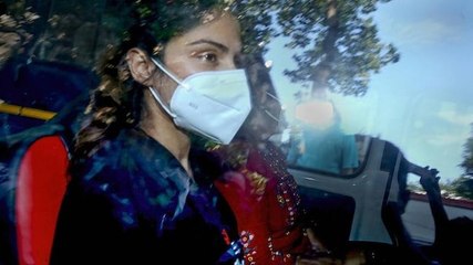 Rhea Chakraborty reaches Byculla jail