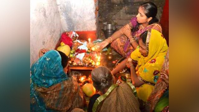 Jivitputrika Vrat 2020: जीवित्पुत्रिका व्रत पूजन विधि | Jitiya Puja Vidhi 2020 | Boldsky