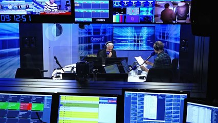 Le nouveau show de Laurent Ruquier, le football américain en France, C8 change encore son access et la fin d’un monument de la télé