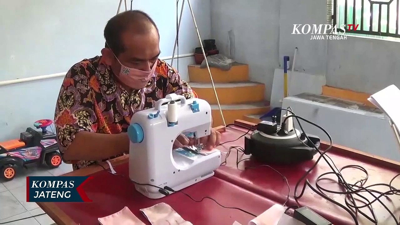 Inovasi Masker Dilengkapi Data Diri Dalam Barcode