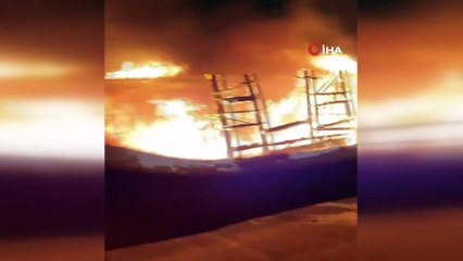 - 12 bin mültecinin yaşadığı Moria kampı kül oldu