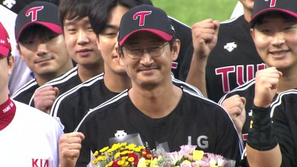 '사랑과 존경' 가슴에 품고...그라운드와 이별을 준비하는 박용택 / YTN