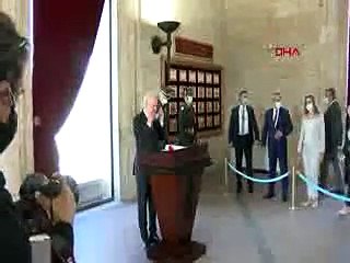 Kılıçdaroğlu, CHP'nin kuruluş yıl dönümünde Anıtkabir'i ziyaret etti