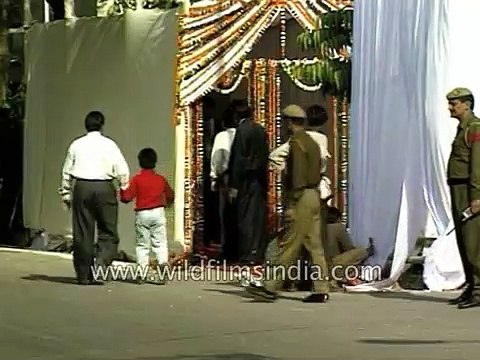 Priyanka Gandhi gets married to Robert Vadra - rare archival footage