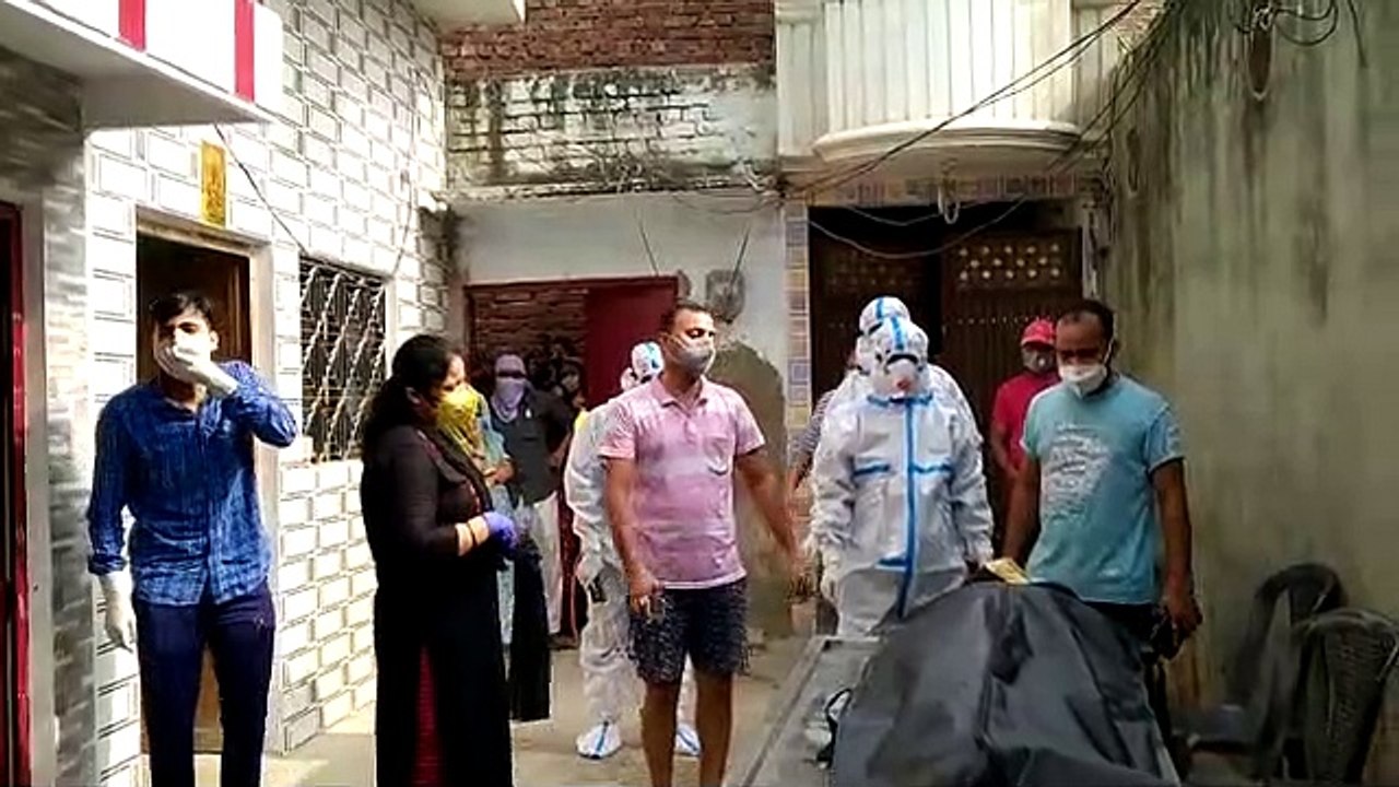 इलाज के अभाव में कोरोना मरीज की मौत