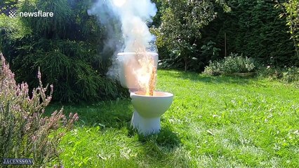 Hot 'n' Cold! Polish YouTuber tests super hot thermite and extremely cold dry ice on toilet