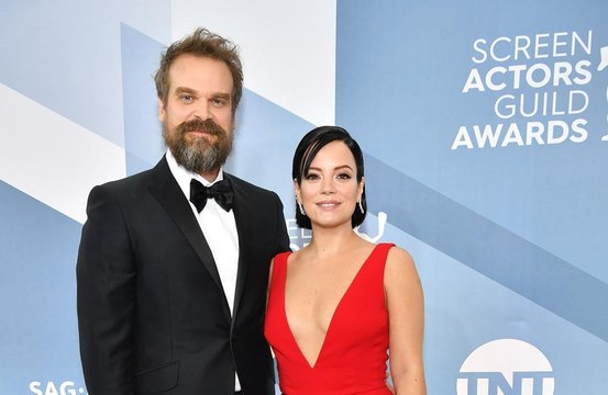 Lily Allen's rock n' roll wedding: Elvis Presley impersonator marries Lily Allen and David Harbour in Las Vegas!
