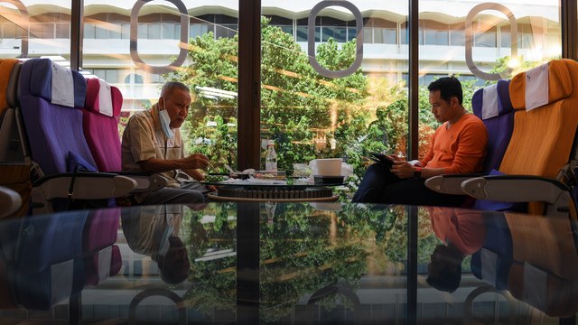 Thai Airways opens restaurant for customers craving in-flight meals