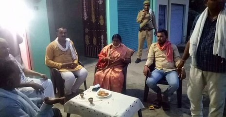 मंडल महामंत्री का हाल-चाल लेने पहुंची सावित्री कठेरिया