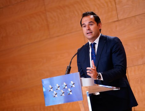 Ignacio Aguado pide coherenca al presidente del Gobierno