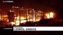 شاهد: اندلاع حريق هائل في مخيم موريا للاجئين في جزيرة ليسبوس اليونانية والسبب كورونا