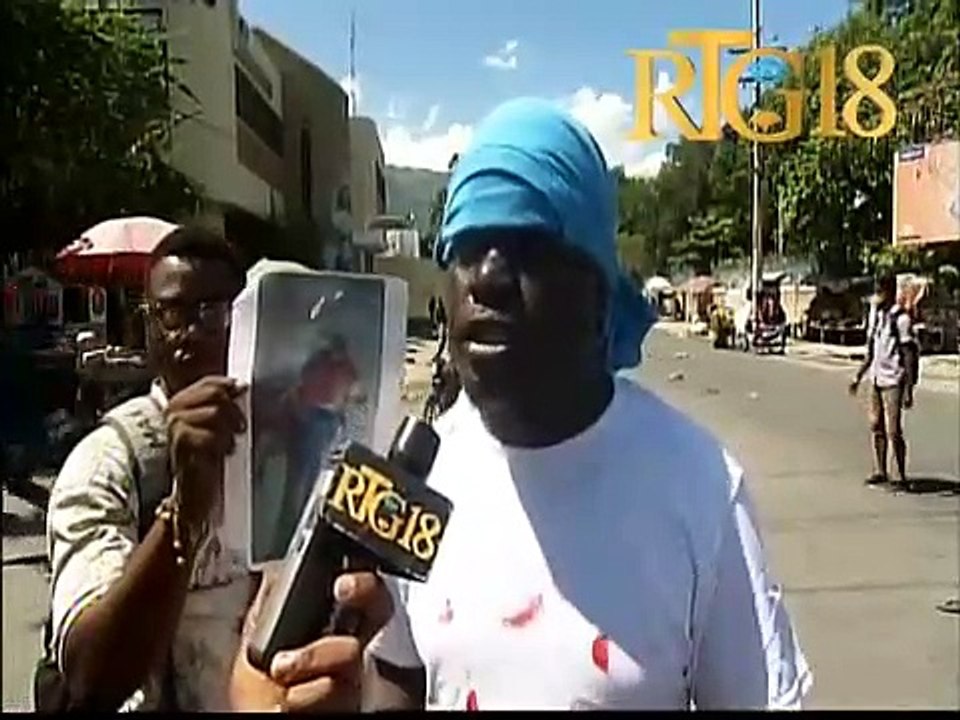 Etidyan yo pran lari pou kontinye mande jistis pou batonye a ak tout lòt viktim zak ensekirite a.