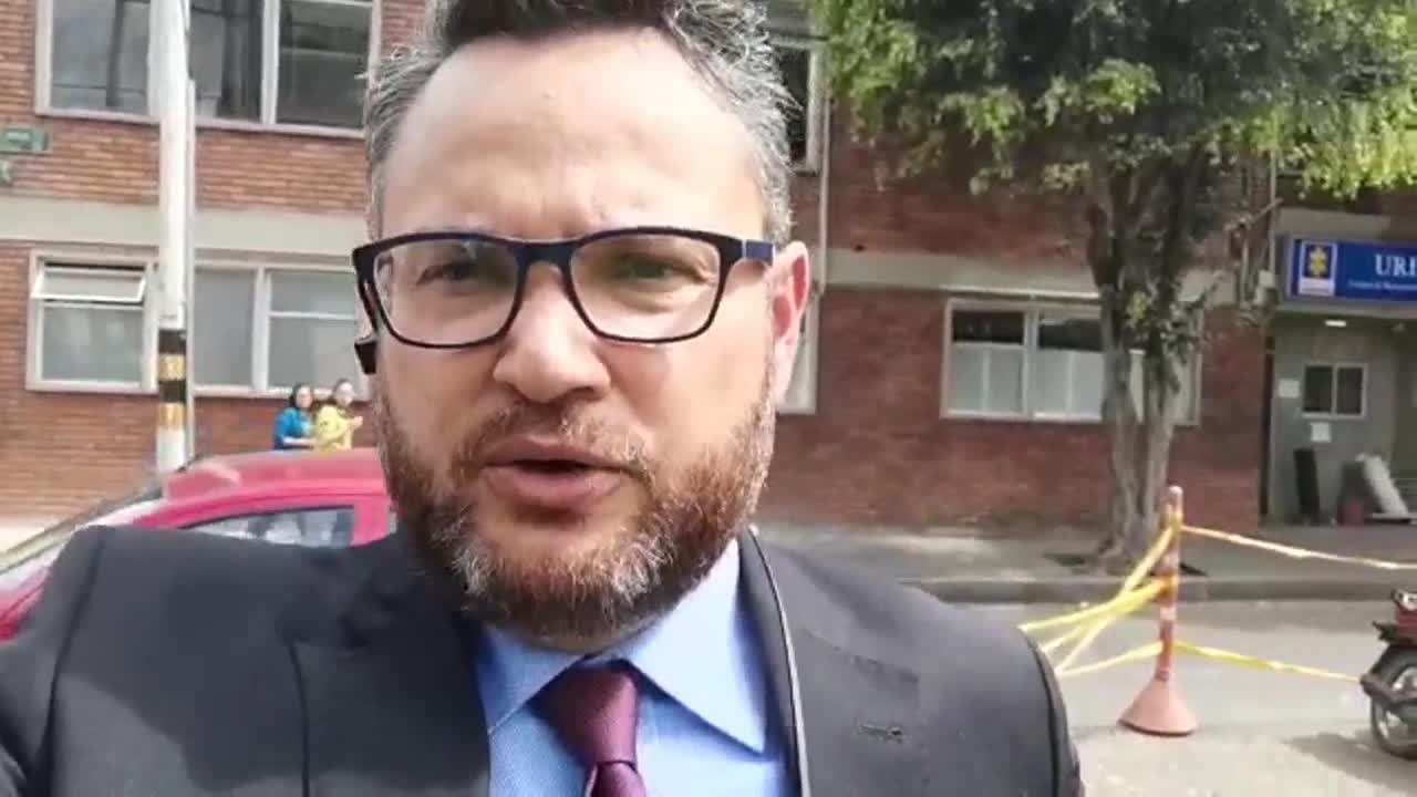 Avanza audiencia de imputación de cargos contra taxista que arrolló a motociclista