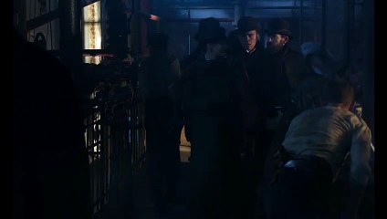 Miss Marx Film Clip - In fabbrica