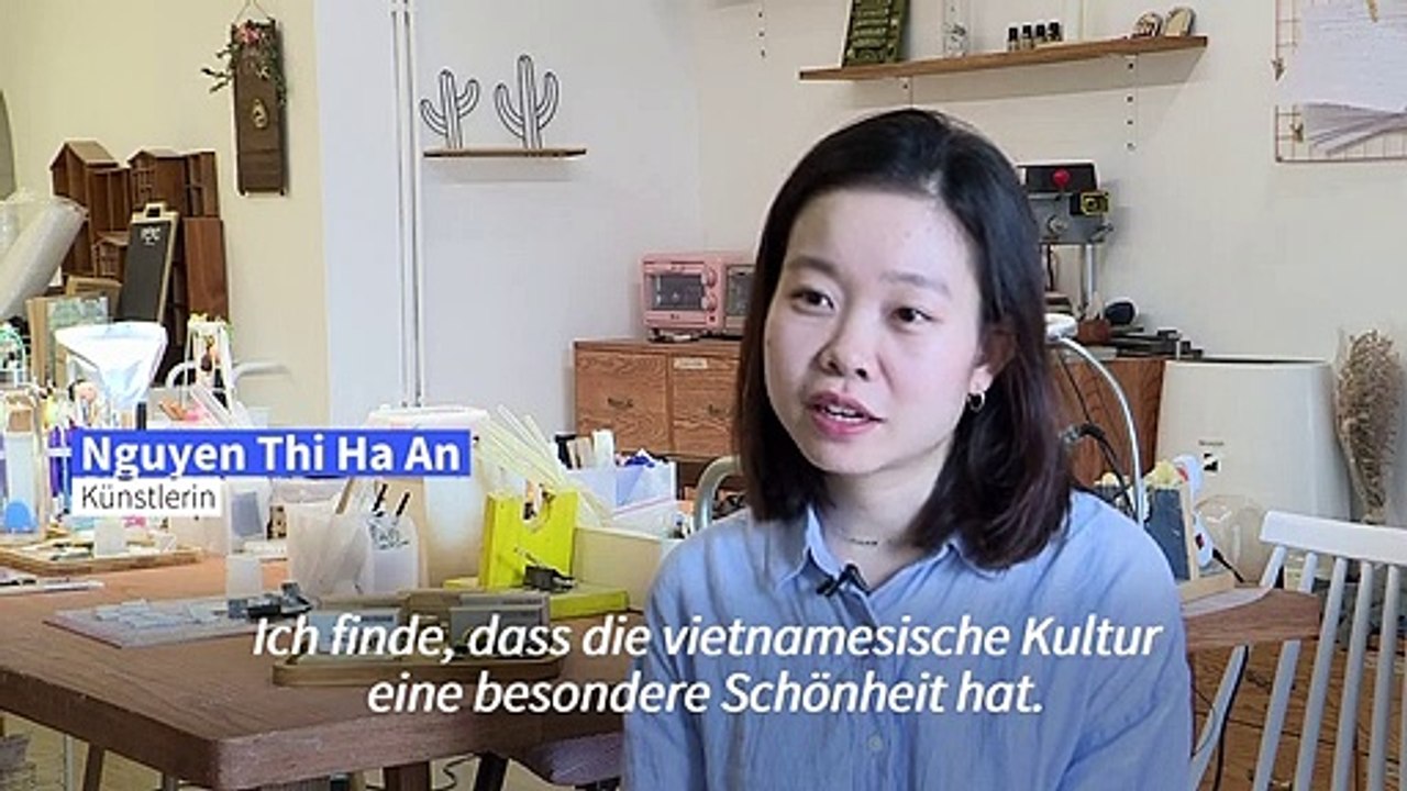Mini-Suppe aus Kunststoff und Ton