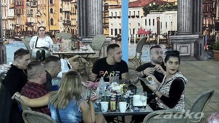 MLADEN  VS NINA