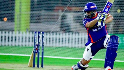 ரோகித் சர்மா அடித்த சிக்ஸ்.. மைதானத்தை தாண்டி ஓடும் பேருந்தின் மேல்தளம் டேமேஜ்