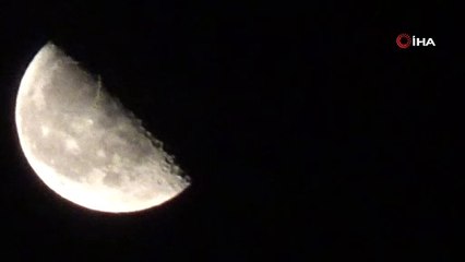 Yüksekova'da parçalı Ay kendine hayran bıraktı