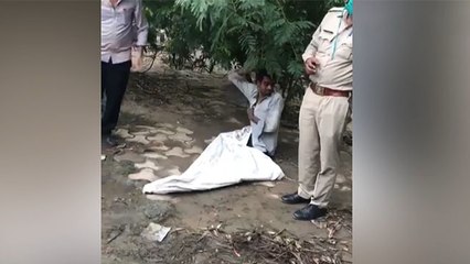 Sunil Grover Scared People on Road did a Shocking Stunt Trespassers where Scared | FilmiBeat