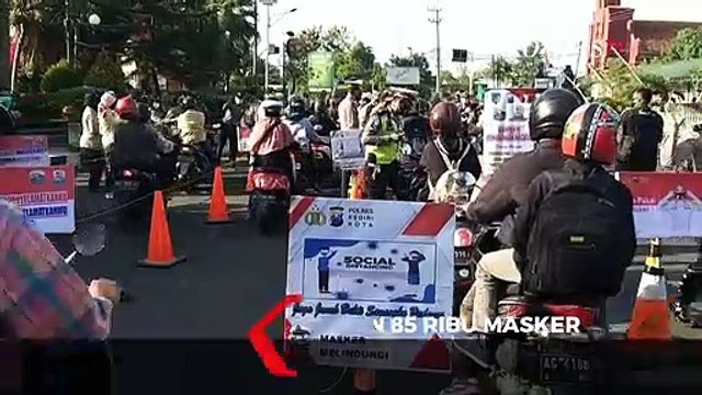 Polres Kediri Kota Bagi-Bagi 85 Ribu Masker