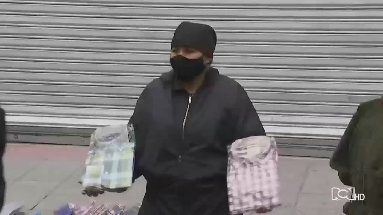 Comerciantes formales ahora venden en las calles de San Victorino