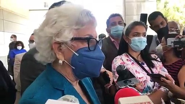 Declaraciones de Milagros Ortiz Bosch tras depositar expediente sobre la compra de RD$11,50 millones de asfalto