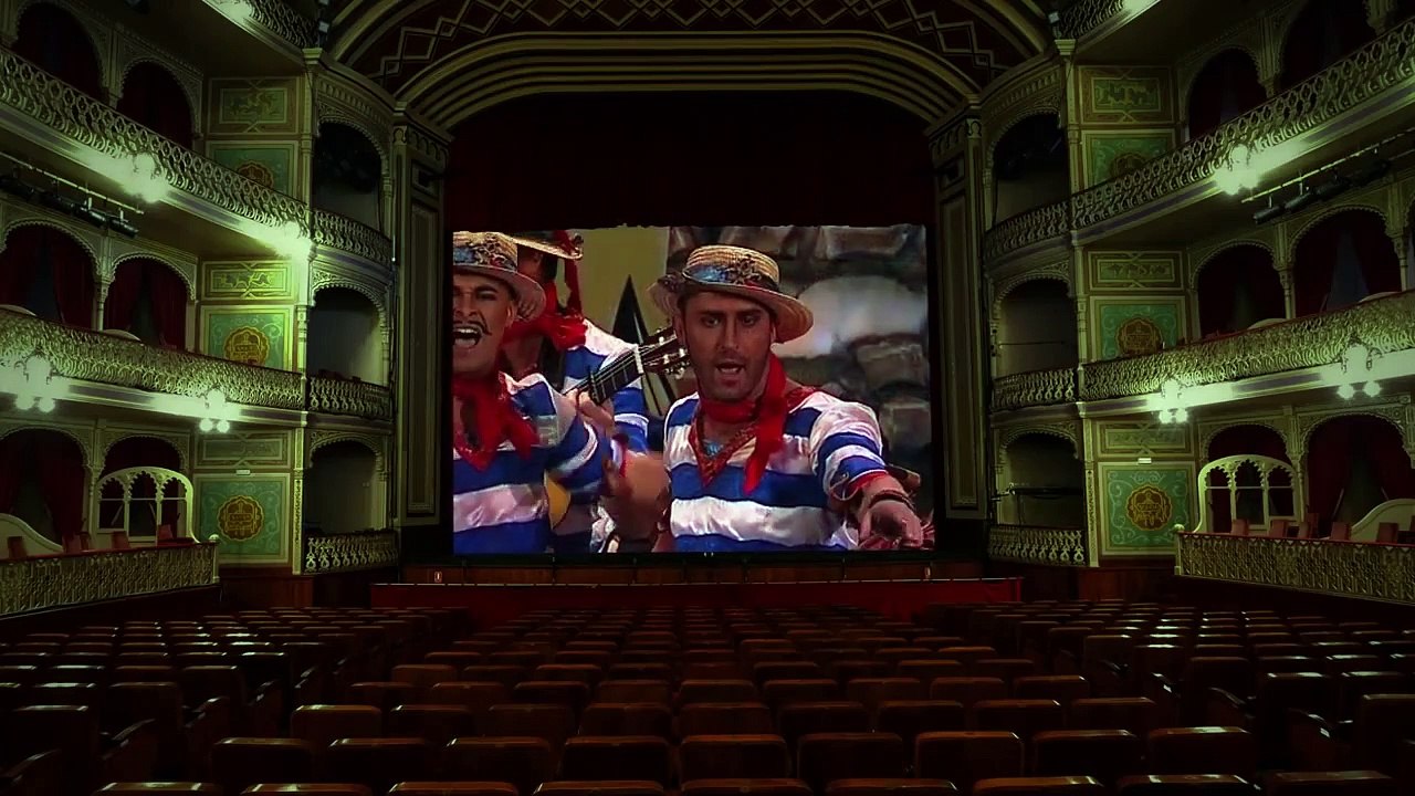 Trailer oficial de la película Palabra de Capitán que trata sobre la figura del carnavalero Juan Carlos Aragón