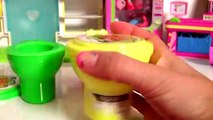 Funny Toilet Candy Putty Toys with Nickelodeon Peppa Pig and George Pig Stuck in the Toilet