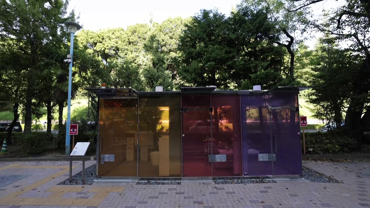 "Transparentes", así son los baños públicos que usan en Japón