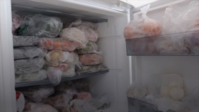 How to Safely Freeze, Thaw, and Reheat Food