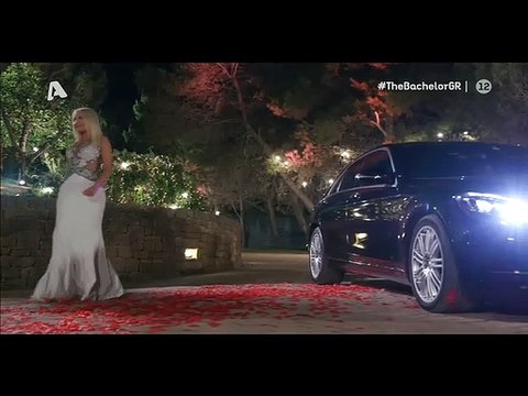 The Bachelor: Αυτή κι αν είναι έκπληξη! 38χρονη τραγουδίστρια στο ριάλιτι!