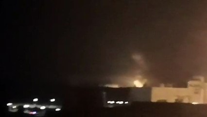 انفجارات قوية تهز الزرقاء