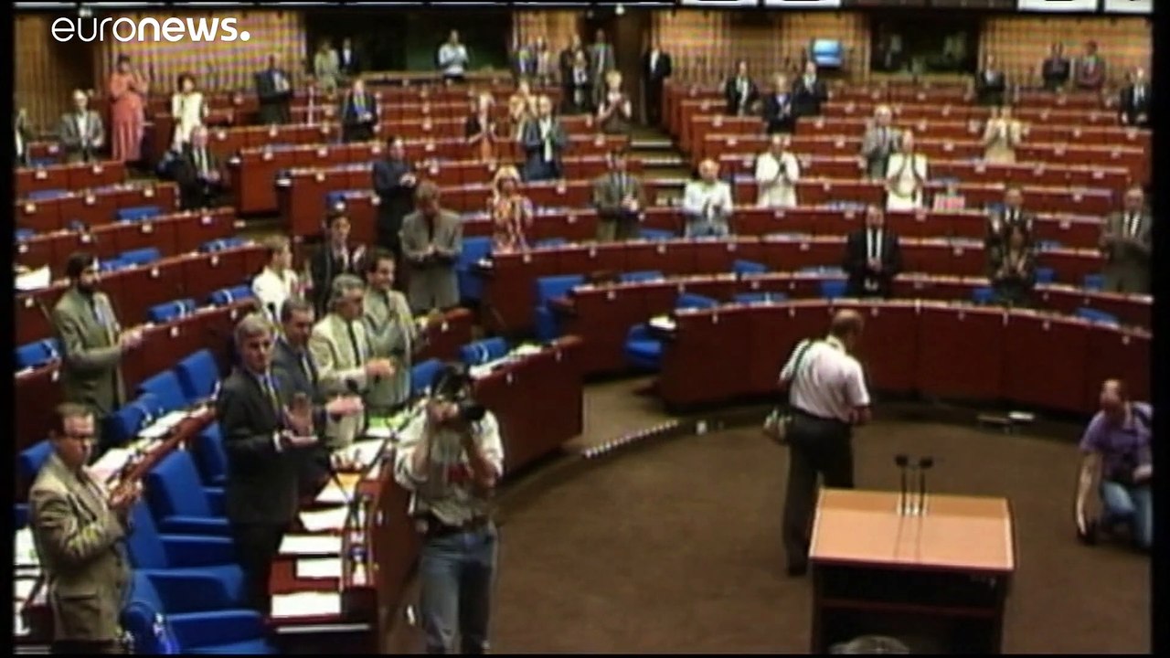 Sacharow-Preis: EU-Parlament bestraft Aung San Suu Kyi