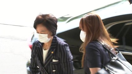 '아들 의혹' 추미애, 오늘 출근길에서도 '묵묵부답' / YTN