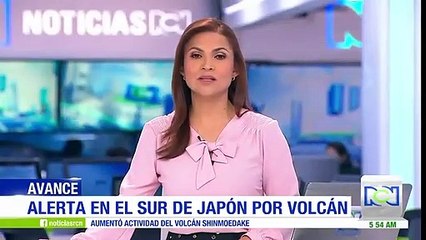 Alerta por aumento de actividad del volcán Shinmoedake de Japón