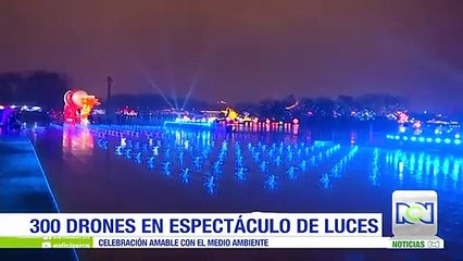 Con un show de luces de 300 drones recibieron el Año Nuevo en Xian, China
