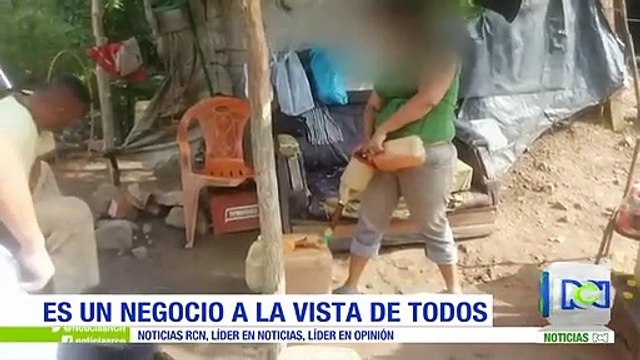 Cientos de venezolanos cruzan la frontera para comprar alimentos y medicamentos